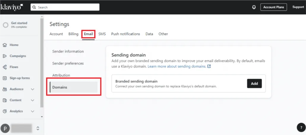 Email Domainsをクリック